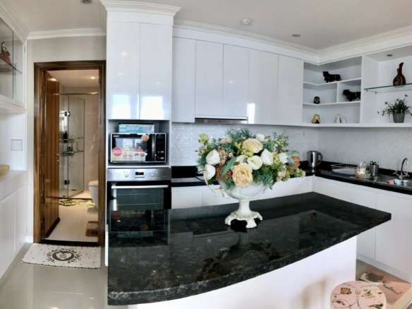 Leman Luxury Quan 3 cho thue