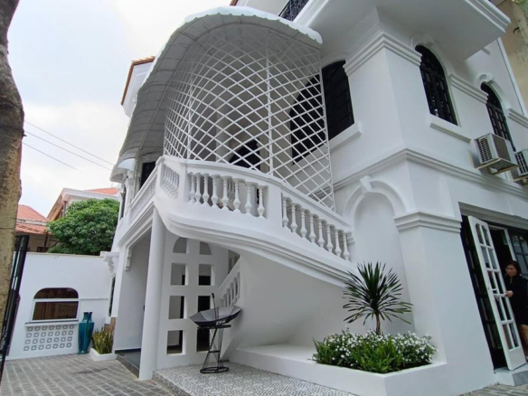 Bán biệt thự góc 3 mặt tiền nội bộ đường Điện Biên Phủ, P17, Bình Thạnh 20×17 gồm 3 tầng 💥💥