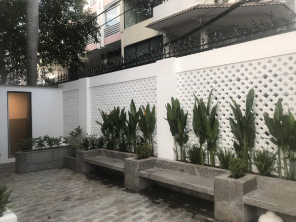 Bán biệt thự góc 3 mặt tiền nội bộ đường Điện Biên Phủ, P17, Bình Thạnh 20×17 gồm 3 tầng 💥💥