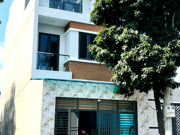 Bán nhà đẹp 5×17 gồm 3 tầng KDC Hòa Lân 2, Thuận Giao, Thuận An, giá cực tốt 🌼🌼🌼