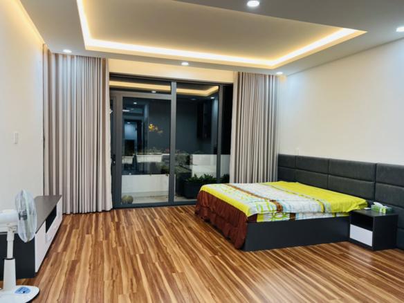 Bán nhà đẹp Central Garden Lái Thiêu 5×20 3 tầng 4PN 5WC nội thất cao cấp