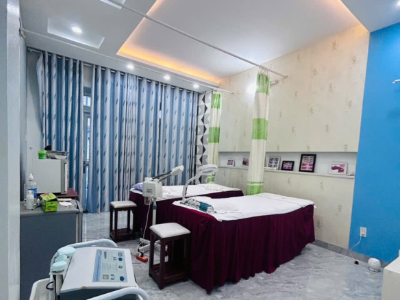 Bán nhà mới đẹp hẻm nhựa 5m sau  lưng Giga Mall Thủ Đức 4×17 3 tầng 4PN 6WC