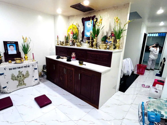 Bán nhà mới đẹp hẻm nhựa 5m sau  lưng Giga Mall Thủ Đức 4×17 3 tầng 4PN 6WC