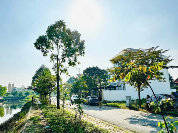 Đất biệt thự mặt tiền sông KDC Vĩnh Phú 1 Thuận An BD 10×22 bán gấp giá tốt
