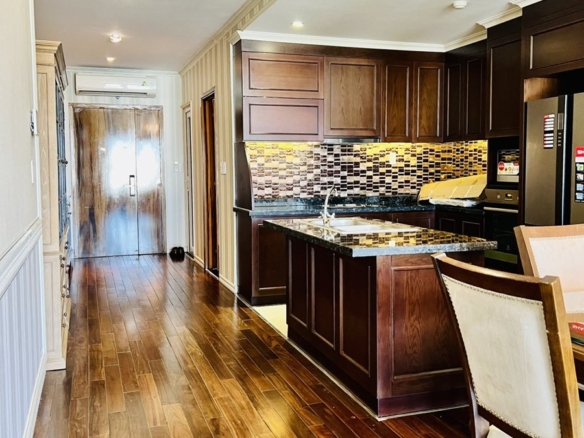 Léman Luxury Q3 3PN cho thuê với nội thất cao cấp xách vali vào ở ngay