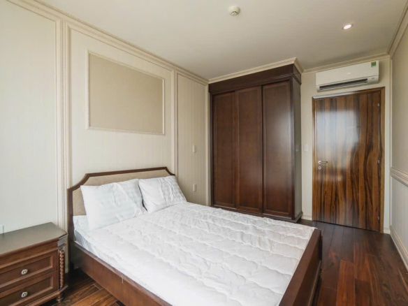 Léman Luxury 2pn cho thuê với nội thất Tân Cổ Điển cao cấp, view Dinh Độc Lập