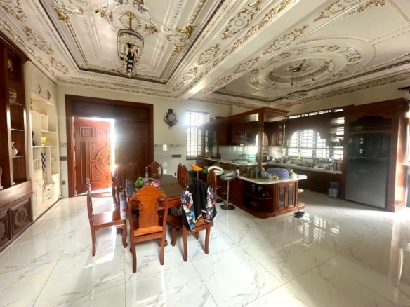 Chiêm ngưỡng biệt thự đẳng cấp 1500 m2 tại Lái Thiêu Thuận An