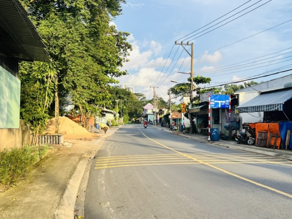 bán đất mặt tiền đường Cây Me, Bình Nhâm
