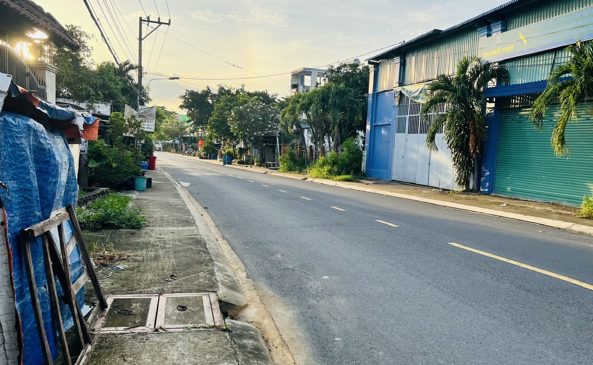 ban-dat-Binh-Nham-Thuan-An