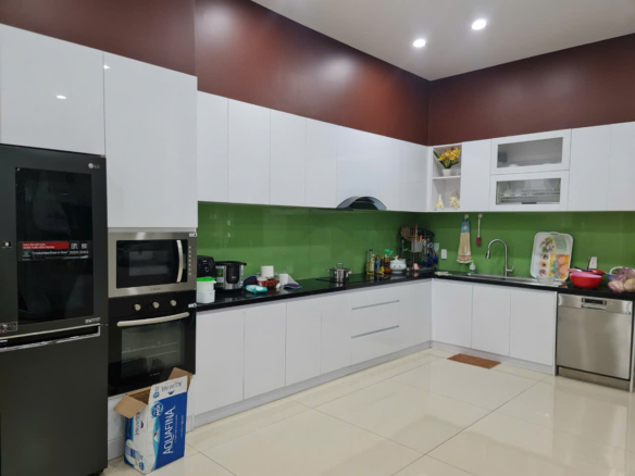 Biệt thự tứ lập 15×20 3 tầng KDC Chánh Nghĩa, Thủ Dầu Một, Bình Dương cần bán gấp