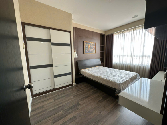 Cho thuê căn hộ Sunrise City South Tower 2PN 2wc diện tích lớn 130 m2, nội thất xịn sò