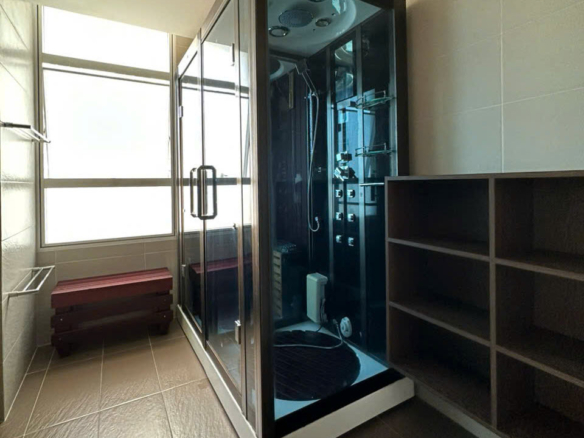 Cho thuê căn hộ Sunrise City South Tower 2PN 2wc diện tích lớn 130 m2, nội thất xịn sò