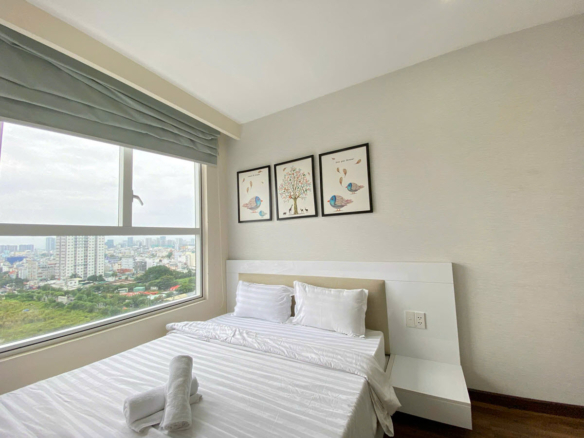 Sunrise City View 76m2 2PN view hướng Đông, nội thất cao cấp cần cho thuê gấp