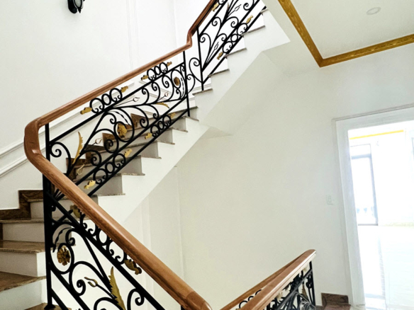 Bán nhà đẹp 2 mặt tiền khu nhà ở An Phát Lái Thiêu 4 tầng, nội thất cao cấp