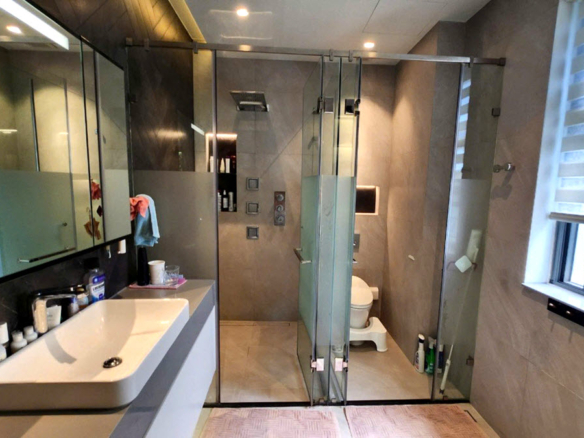 Biệt thự Lakeview Q2 8×20 trệt 2 lầu nội thất cao cấp cần bán gấp