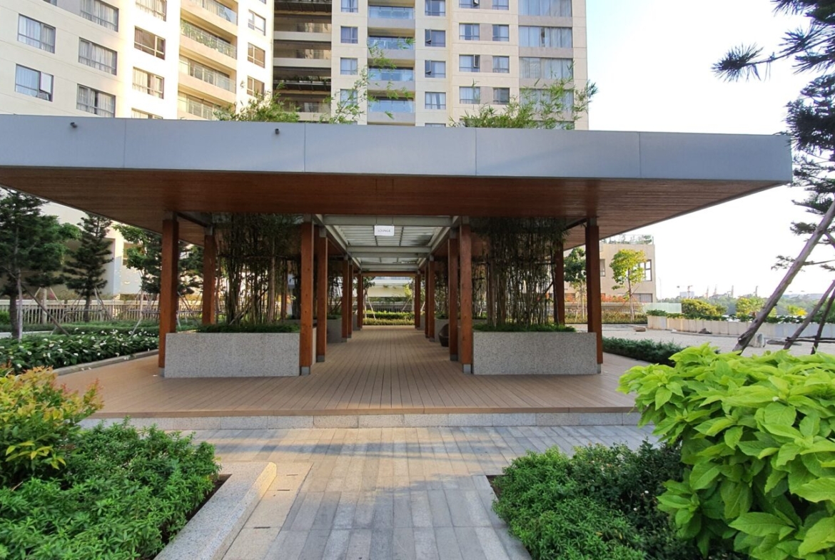 Diamond-Island-tien-ich