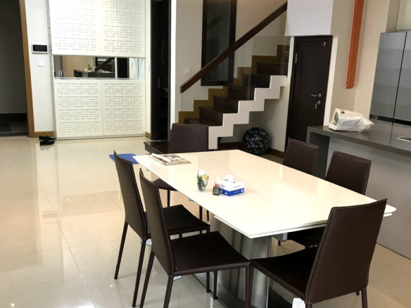 Duplex Đảo Kim Cương 200m2 4PN 3WC nội thất cao cấp chỉ 19,5 tỷ