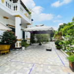 Biệt thự bờ sông Sài Gòn cần bán