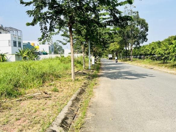 ban-dat-biet-thu-kdc-Vinh-Phu-1