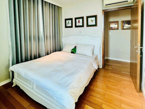 Cho thuê Léman Luxury Quận 3 2PN 96m2 nội thất sang chảnh