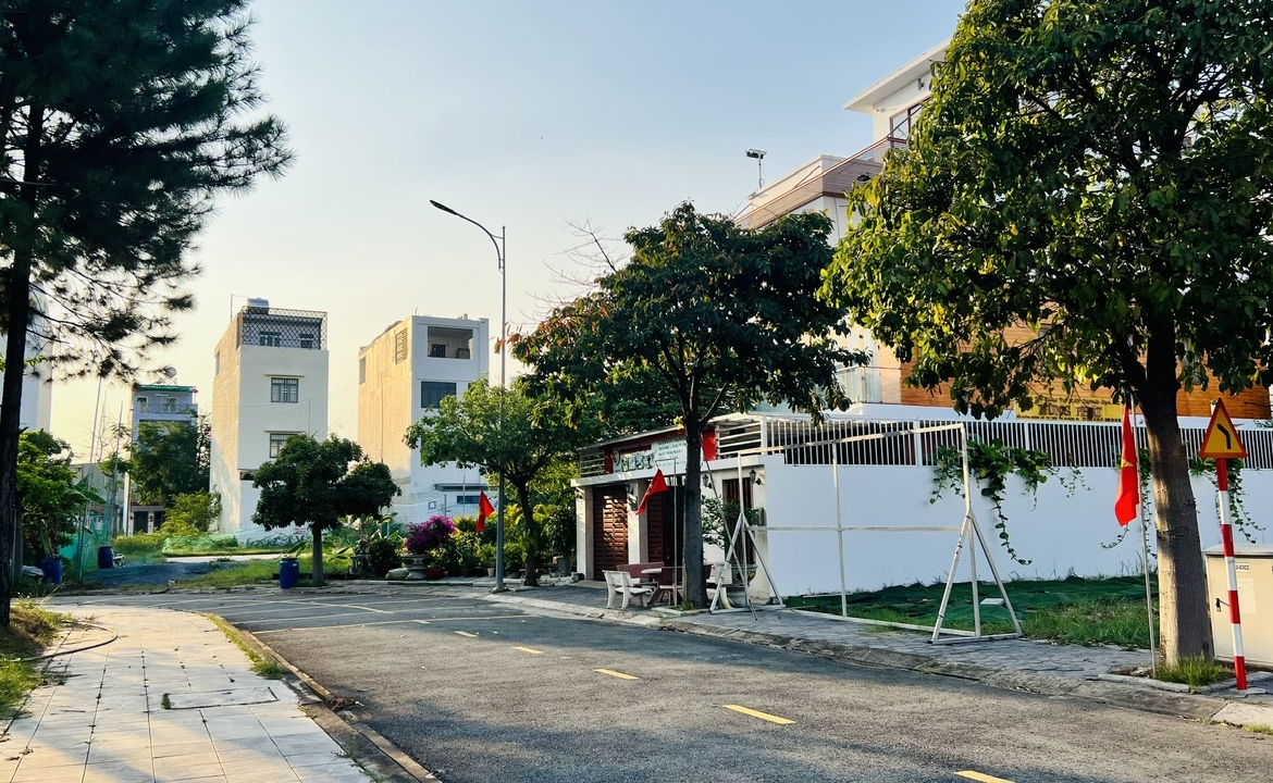 ban-dat-biet-thu-The-Season-Lai-Thieu