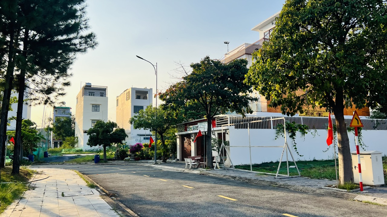 ban-dat-biet-thu-The-Season-Lai-Thieu