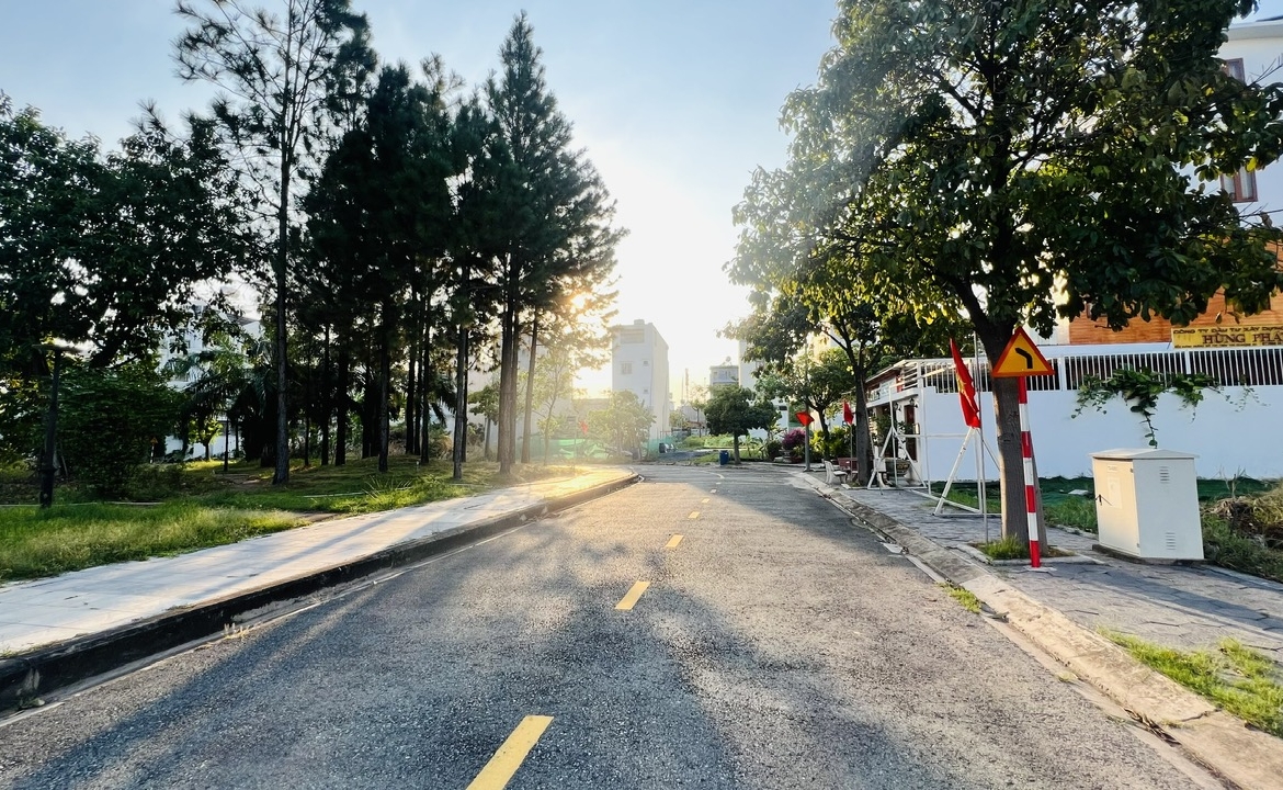 ban-dat-biet-thu-The-Season-Lai-Thieu