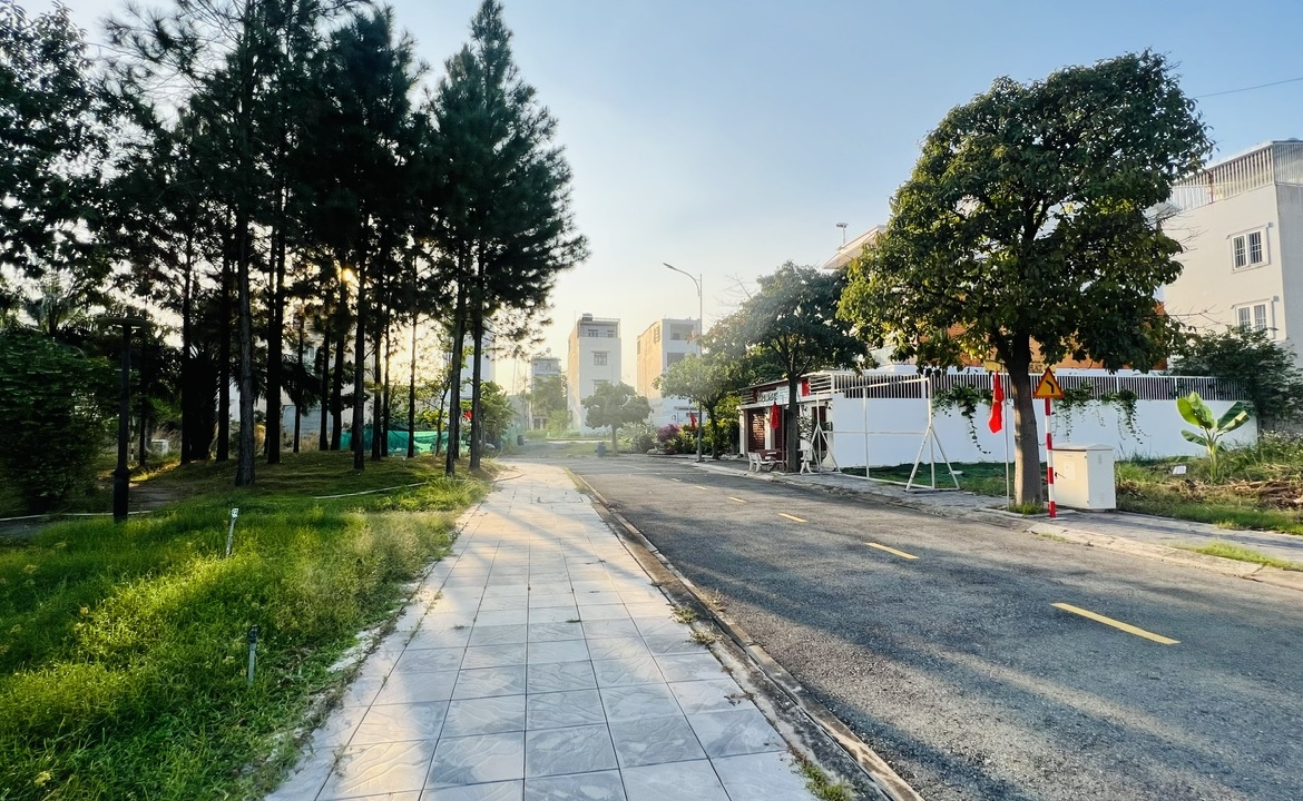 ban-dat-biet-thu-The-Season-Lai-Thieu