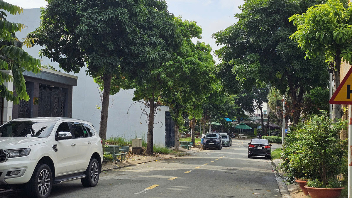 Ban-dat-Central-Garden-Lai-Thieu