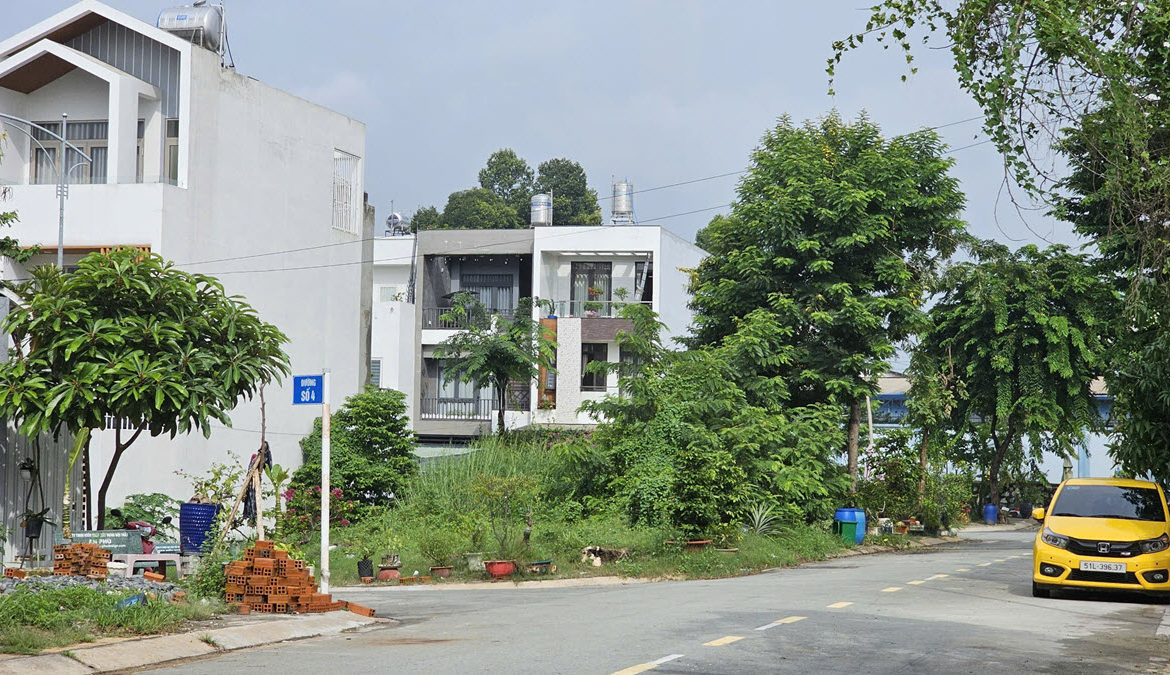 Ban-dat-Central-Garden-Lai-Thieu