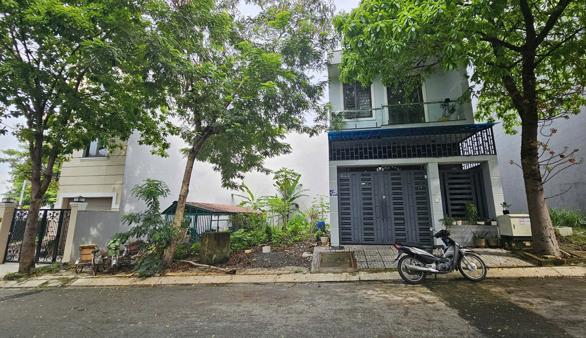 Ban-dat-Central-Garden-Lai-Thieu