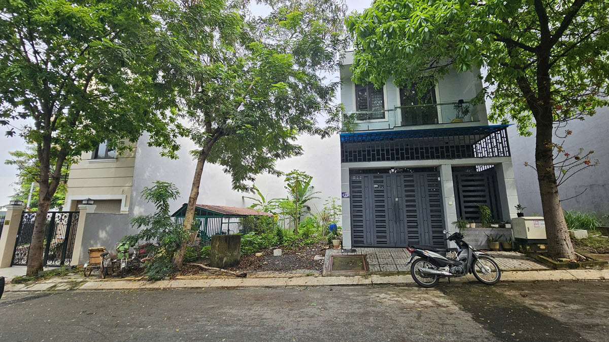 Ban-dat-Central-Garden-Lai-Thieu