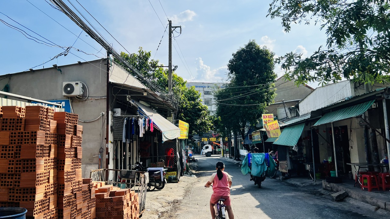 ban dat mat tien Binh Hoa 22