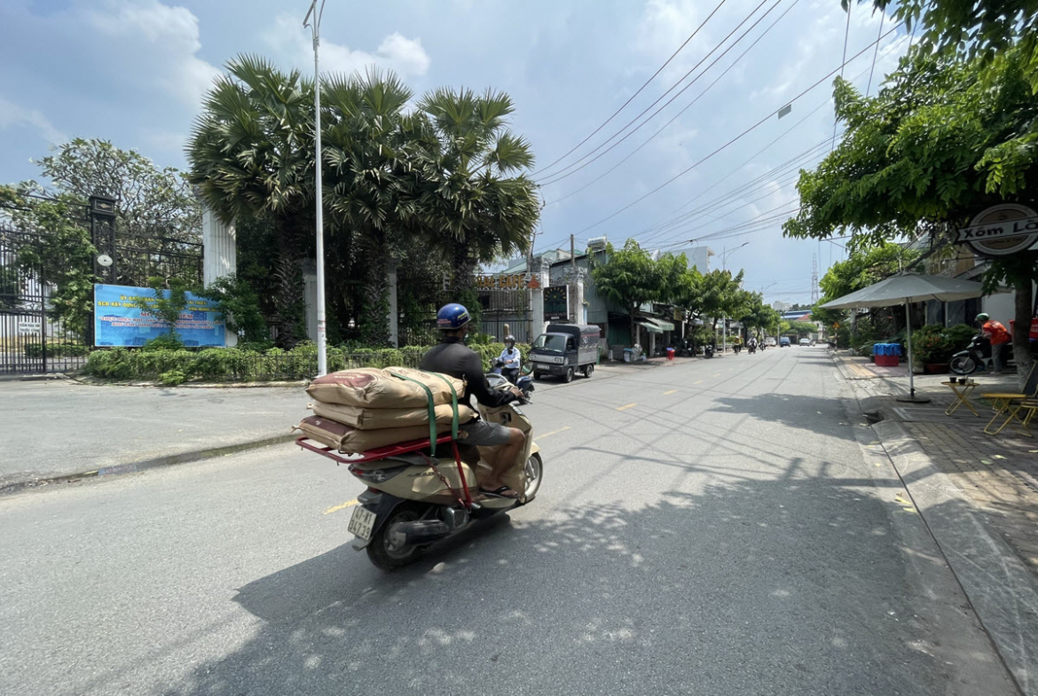 dat-nen-Central-Garden-Lai-Thieu