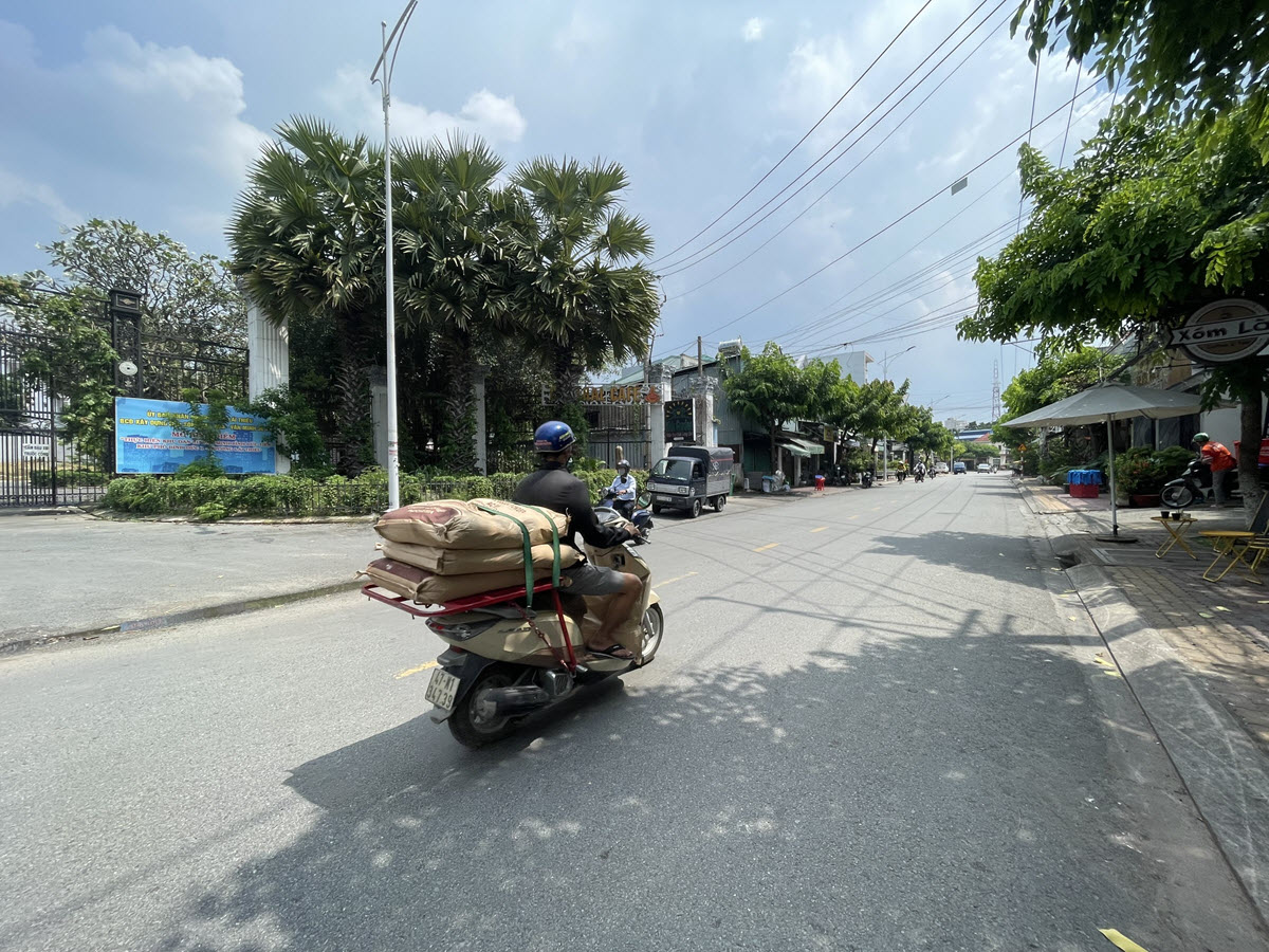 dat-nen-Central-Garden-Lai-Thieu