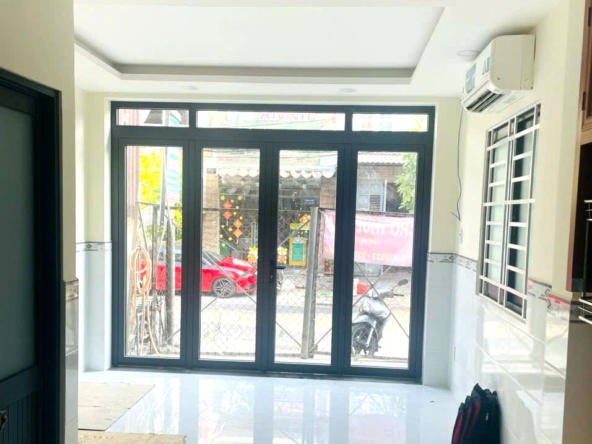 ban nha mat tien duong so 2 thu duc