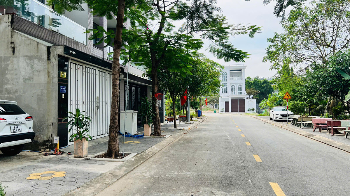 dat nen 5x25 The Seasons Lai Thieu