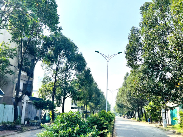 Bán lô góc 8×20 mặt đường 2A KDC Vĩnh Phú 1, Thuận An giá tốt