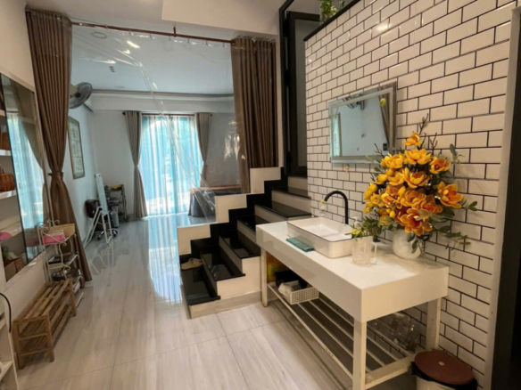 Bán gấp nhà 4 tầng 2 mặt tiền khu An Phát Lái Thiêu SHR giá tốt