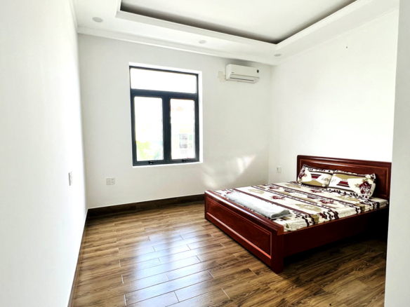 Bán nhà 2 mặt tiền trung tâm Lái Thiêu, Thuận An 4 tầng chỉ 6,2 tỷ