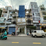 ban nha mat tien Nguyen Van Thuong Binh Thanh