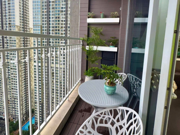 Bán Vinhomes Central Park 4PN nội thất cao cấp, tầng cao view sông & công viên Sài Gòn