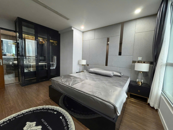Bán Vinhomes Central Park 4PN nội thất cao cấp, tầng cao view sông & công viên Sài Gòn