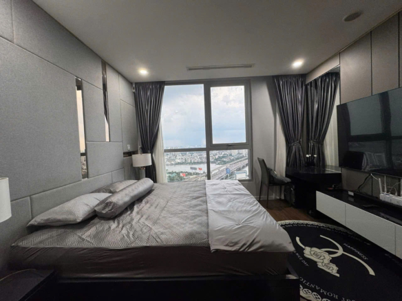 Bán Vinhomes Central Park 4PN nội thất cao cấp, tầng cao view sông & công viên Sài Gòn