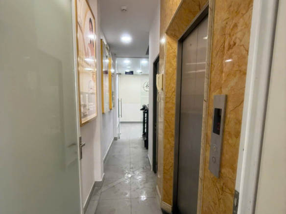 Bán tòa nhà văn phòng 5 tầng mặt tiền Nguyễn Văn Thương Bình Thạnh liền kề Pearl Plaza