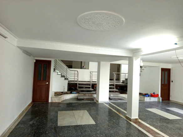 Bán tòa nhà góc 2 mặt tiền Nguyễn Duy Trinh Q2 DT 9X22 5 tầng + đất 10X21 chỉ 105 tỷ