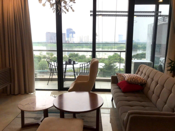 Bán căn hộ Vinhomes Golden River Q1 3PN view sông Saigon