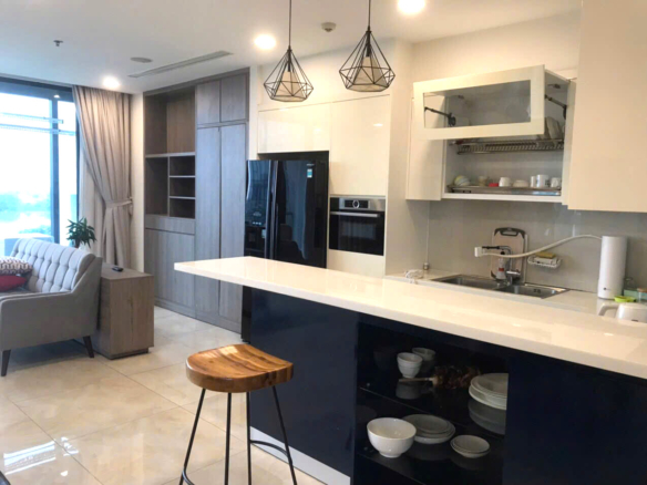 Bán căn hộ Vinhomes Golden River Q1 3PN view sông Saigon