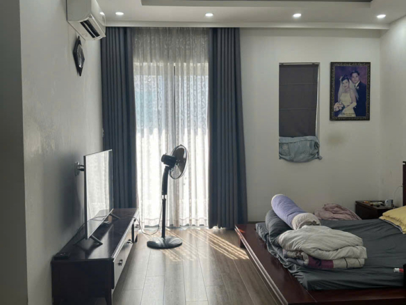 Bán nhà đẹp 4 tầng 6.8X17 khu bên sông Phạm Văn Đồng, Hiệp Bình Chánh, Thủ Đức
