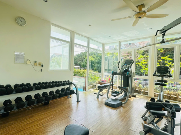 Cho thuê biệt thự 3 tầng 4PN 5WC khu compound Thảo Điền